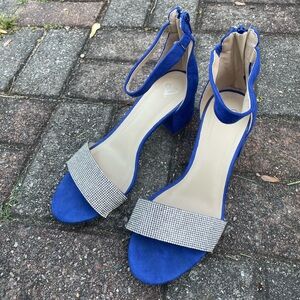Windsor Blue Heels